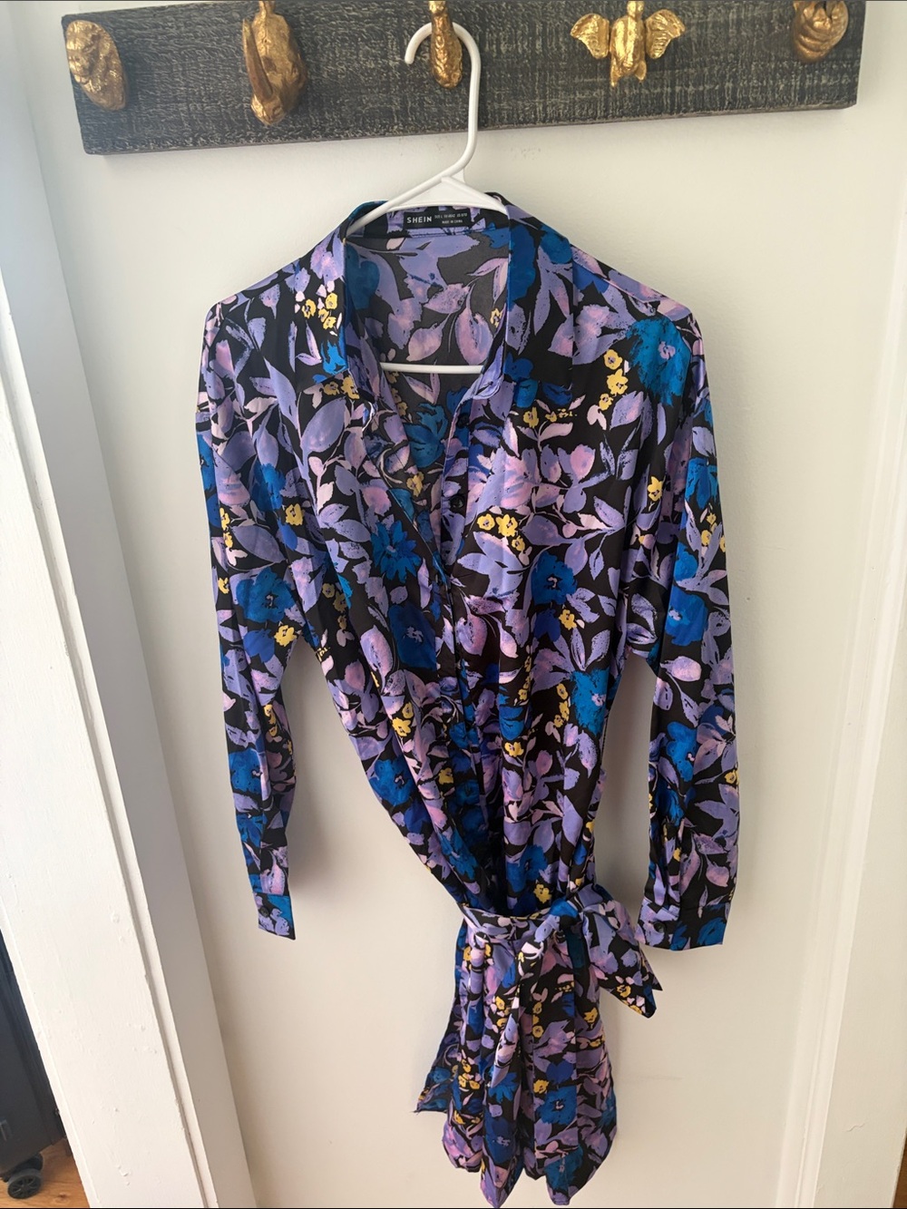Brand New Shein Floral Wrap Dress in Purple, Blue & Black SZ L 8/10